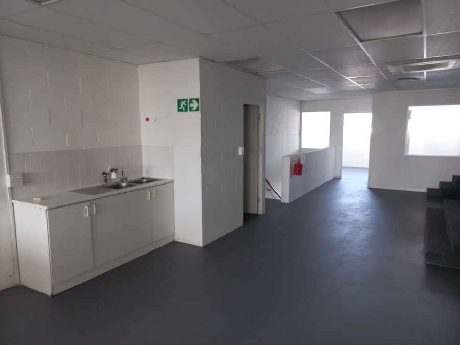 To Let commercial Property for Rent in Montague Gardens Western Cape